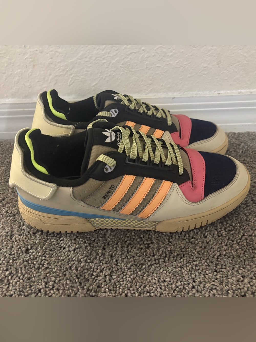 Adidas Bad Bunny Benito Powerphase Size 10 - Picture 5 of 7